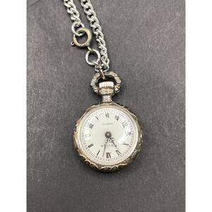 Ravisa Sweety Quartz Silver Tone Analog Pocket Watch with Necklace Chain